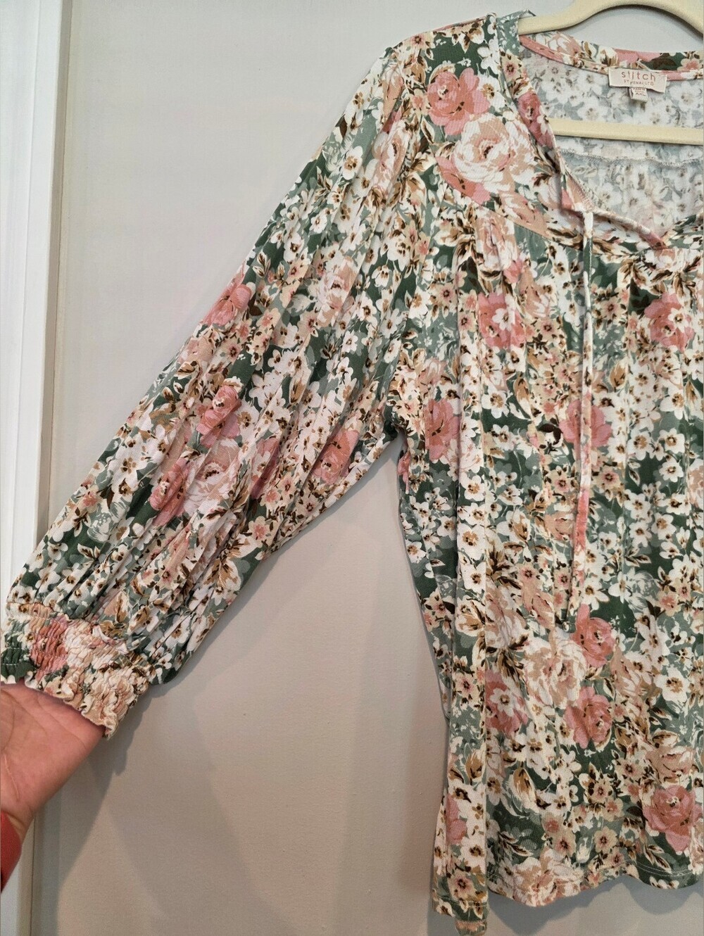 Stitch by Chenault Size XXL Floral Boho Top Rayon Lightweight Comfortable - Picture 4 of 9